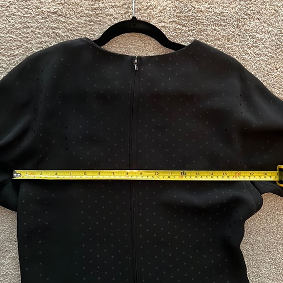 Vintage 90’s LBD size 6. - Picture 14 of 14